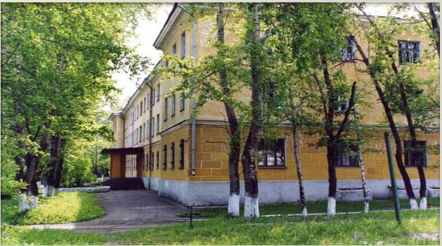 מידע כללי על בניית בית ספר טכני (Cherepovets)