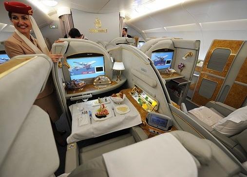 Emirates Airlines - איכות גבוהה ובטיחות של תחבורה האוויר